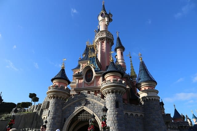 Disneyland Parijs - Kinderen kunnen Mickey Mouse ontmoeten tijdens een gezinsvakantie